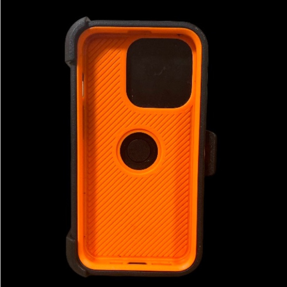 iPhone 14 protective case!! - Picture 2 of 3